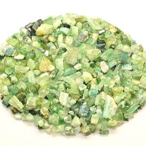 210 CRT GREEN TOURMALINE HEALING CRYSTALS FROM AFGHANISTAN